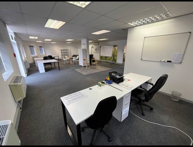 186M² OFFICE TO LET IN CENTURY CITY